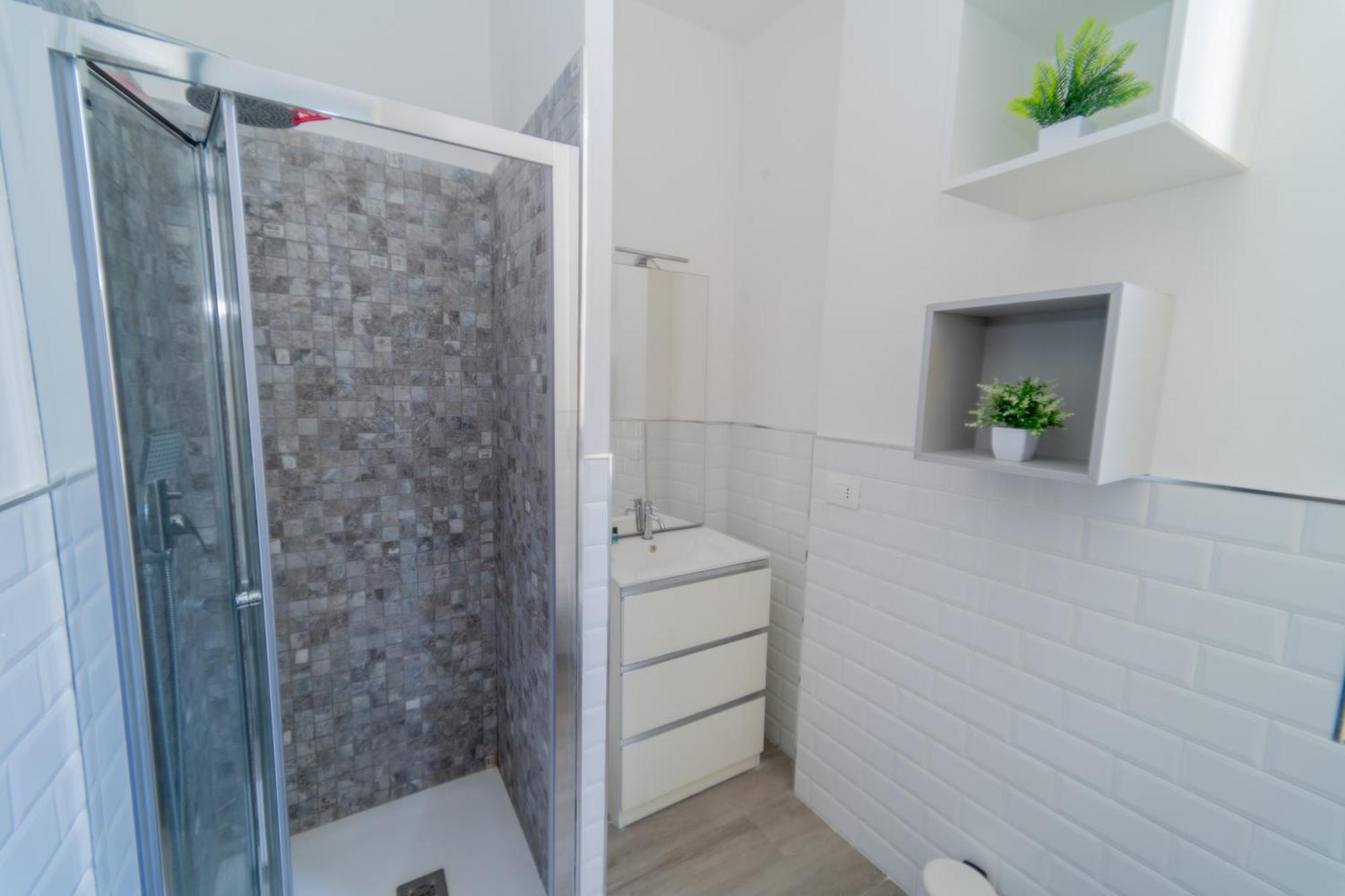 Apartment Milan Near Metro-M5 Экстерьер фото