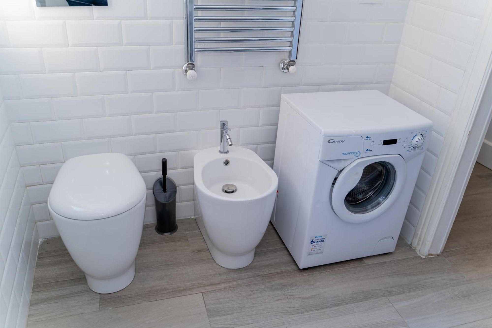Apartment Milan Near Metro-M5 Экстерьер фото
